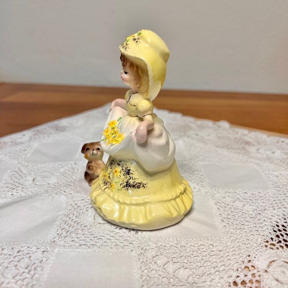 Josef Originals Vintage Colonial Days Girl Series, Girl and Dog Figurine - Picture 7 of 10